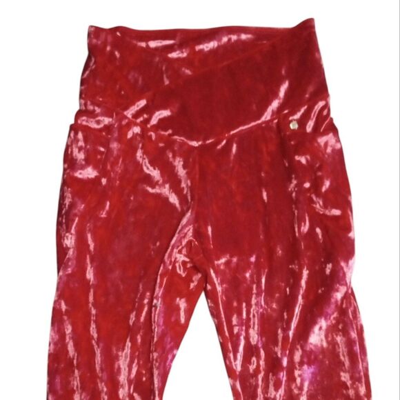 Fabletics Cross Over High Waist Crushed Velour Leggings Pockets Size Small NWT - Picture 4 of 9